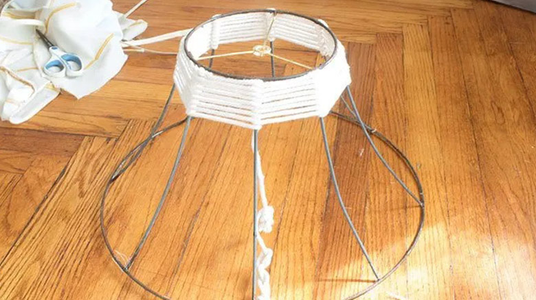 How To Recover A Lamp Shade Frame